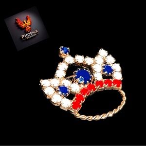 Milk glass vintage pin